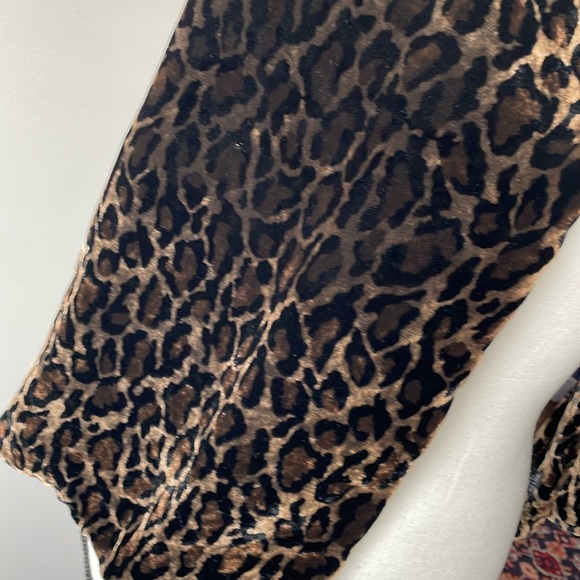 Chelsey by Joseph Silk/Rayon Velvet Animal Print Scarf Size: 53”x 11” - Picture 2 of 4